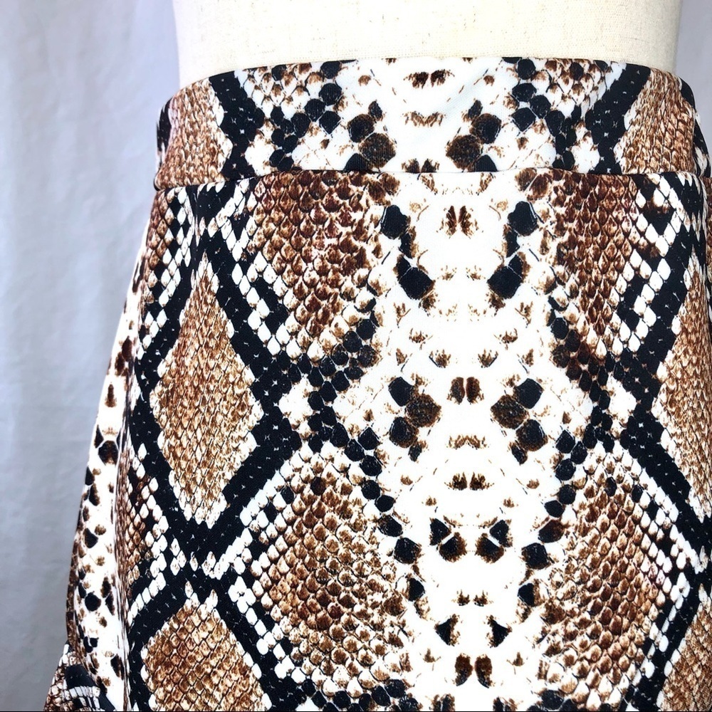 NWT Nasty Gal Collection snake skin python skirt … - image 2